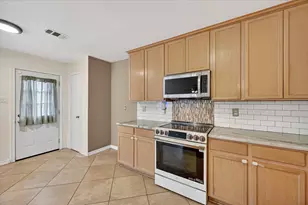 2540 Blue Myrtle Way, Dallas, TX 75212 - Photo 10