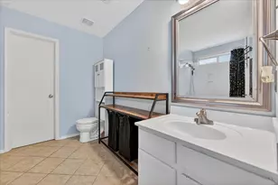 2540 Blue Myrtle Way, Dallas, TX 75212 - Photo 26