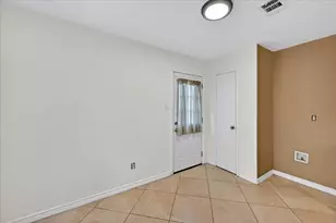 2540 Blue Myrtle Way, Dallas, TX 75212 - Photo 14
