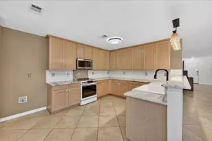 2540 Blue Myrtle Way, Dallas, TX 75212 - Photo 12