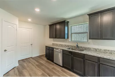 136 Morning Glory, Sanger, TX 76266 - Photo 6