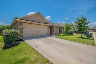 136 Morning Glory, Sanger, TX 76266 - Photo 22