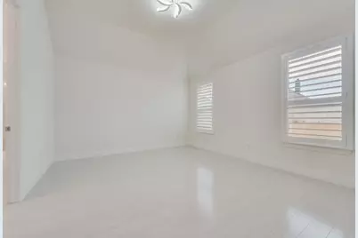 1424 Silent Springs Drive, Fort Worth, TX 76052 - Photo 34