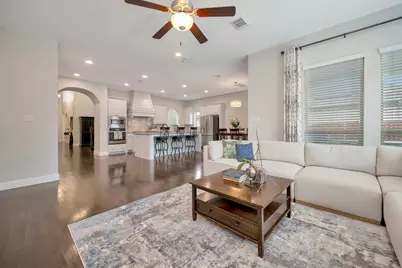 1016 W Bluff Way, Roanoke, TX 76262 - Photo 4