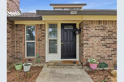 1920 Avignon Court, Carrollton, TX 75007 - Photo 6