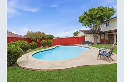 1920 Avignon Court, Carrollton, TX 75007 - Photo 2