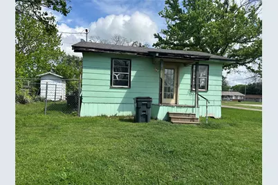 202 N 1st Street, Point, TX 75472 - Photo 6