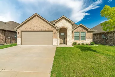 7701 Scott Lane, Greenville, TX 75402 - Photo 2