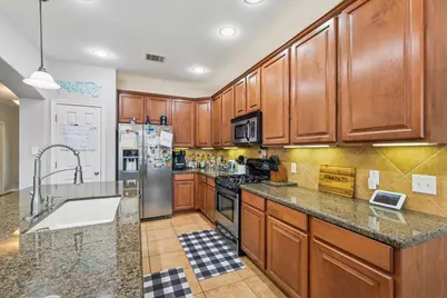 868 Valley Ridge Road, Burleson, TX 76028 - Photo 12