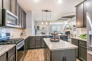 2921 Cerro Ranch Rd, Aubrey, TX 76227 - Photo 8