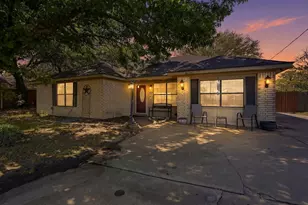 4041 Country Meadows Cir, Granbury, TX 76049 - Photo 1