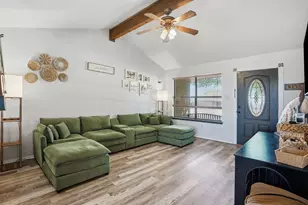 4041 Country Meadows Cir, Granbury, TX 76049 - Photo 2