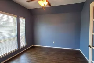 929 Lake Woodland Dr, Little Elm, TX 75068 - Photo 2