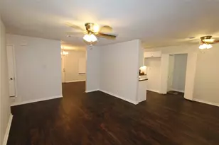 737 Holiday Dr, Sherman, TX 75090 - Photo 6