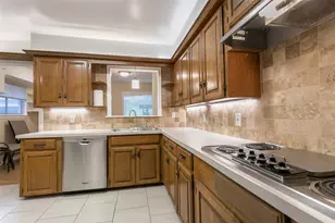 2803 Costa Mesa Dr, Dallas, TX 75228 - Photo 12