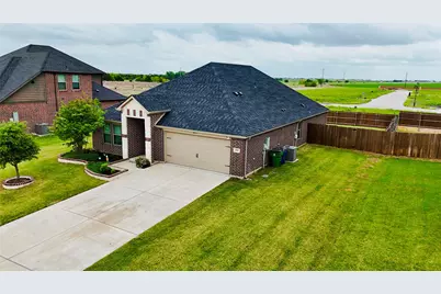 692 Avalon Drive, Waxahachie, TX 75165 - Photo 6