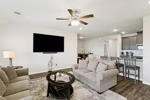 692 Avalon Dr, Waxahachie, TX 75165 - Photo 6