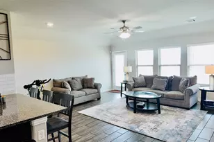 692 Avalon Dr, Waxahachie, TX 75165 - Photo 18