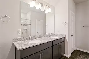 692 Avalon Dr, Waxahachie, TX 75165 - Photo 20