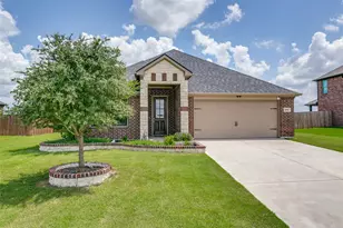 692 Avalon Dr, Waxahachie, TX 75165 - Photo 1