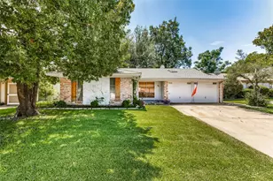 4126 Sweetbriar Dr, Garland, TX 75042 - Photo 2