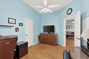 932 Freestone Dr, Arlington, TX 76017 - Photo 34