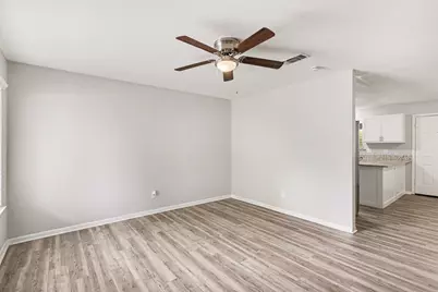 821 E Bovell Street, Crowley, TX 76036 - Photo 6