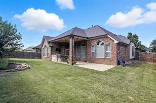 109 Diablo Dr, Burleson, TX 76028 - Photo 28