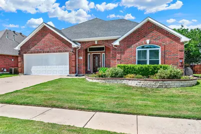 409 Jennifer Lane, Arlington, TX 76002 - Photo 1