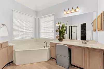 409 Jennifer Lane, Arlington, TX 76002 - Photo 12