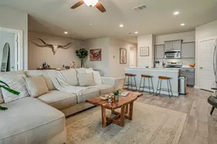 1512 Battery Pk Dr, Alvarado, TX 76009 - Photo 1