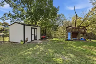 8833 Arbor Crest Ct, Fort Worth, TX 76179 - Photo 4