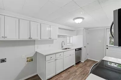 127 E Walker Street, Denison, TX 75021 - Photo 4