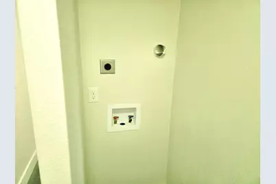 121 Windom Street #B, Farmersville, TX 75442 - Photo 4