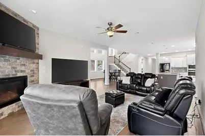 1102 Rendon Place, Mansfield, TX 76063 - Photo 8