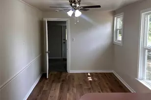 379 S Center St, Gladewater, TX 75647 - Photo 16