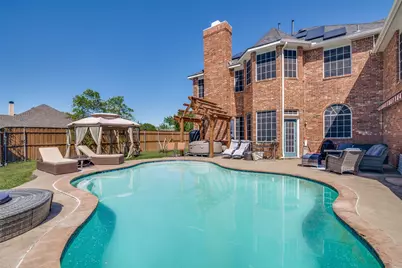 7517 Silverthorn Drive, Rowlett, TX 75089 - Photo 4