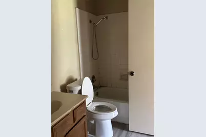 721 Timberoaks Drive, Azle, TX 76020 - Photo 6