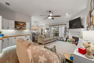 4804 Barberry Dr, Fort Worth, TX 76133 - Photo 2