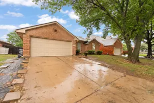 4804 Barberry Dr, Fort Worth, TX 76133 - Photo 30