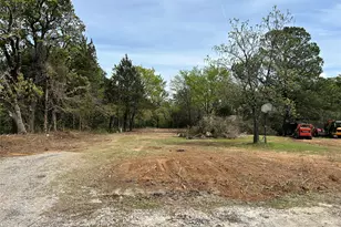 2104 Peterson, Denison, TX 75020 - Photo 4