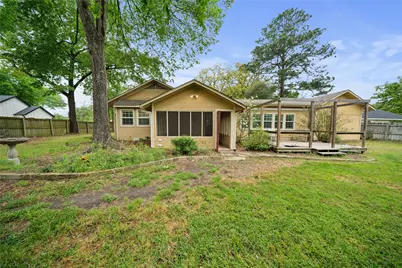 711 Prairieville, Athens, TX 75751 - Photo 4