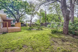 1018 W Avenue F, Garland, TX 75040 - Photo 26