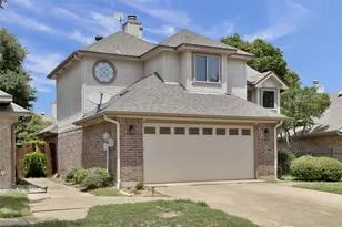 2209 Walnut Grove Ln, Garland, TX 75044 - Photo 2