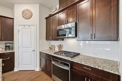 2109 Falcon Ridge Drive, Mansfield, TX 76063 - Photo 10