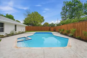 4366 Willow Ln, Dallas, TX 75244 - Photo 38