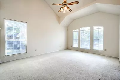 5806 Beacon Drive, Rowlett, TX 75089 - Photo 4