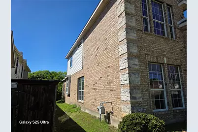 417 Silver Creek Drive, DeSoto, TX 75115 - Photo 16