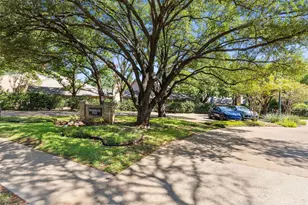 1207 Middlebrook Pl, Dallas, TX 75208 - Photo 36