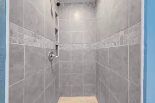 1112 Swanson Dr, Palestine, TX 75801 - Photo 26